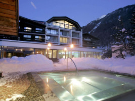 HOTEL MADLEIN 4*, ISCHGL