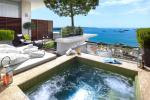 Le Grand Hotel Cannes 5, Каннес