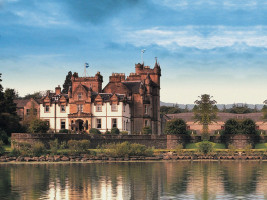 Готель - замок Cameron House on Loch Lomond