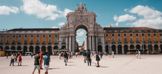 Португалія скасувала усі карантинні обмеження на в’їзд