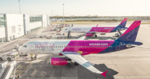 Раптово: Wizz Air відновив продаж квитків на рейси з України