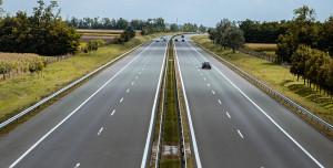 Польща змінила правила користування платними дорогами для українців