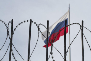 Дев'ять країн Європи закрили росіянам можливість отримання туристичних документів