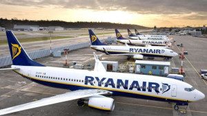 В Ryanair розповіли, коли відновляться авіарейси з України