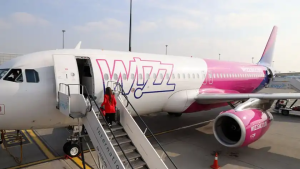 Wizz Air скасовує частину рейсів: кого та як це стосуватиметься