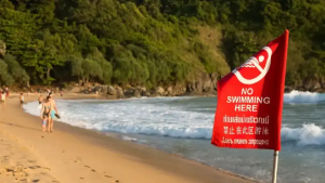 Хвилі до 3-х метрів: у Таїланді заборонили купатися на популярних пляжах