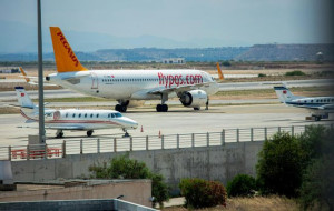 Штраф 50 євро. Популярна авіакомпанія запроваджує нові правила для пасажирів